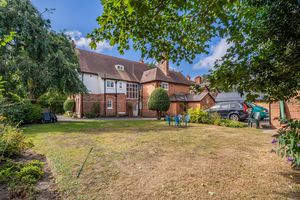 Photo 27- click for photo gallery